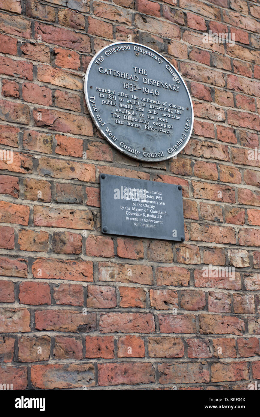 Il colera una lapide commemorativa del dispensario di Gateshead Foto Stock
