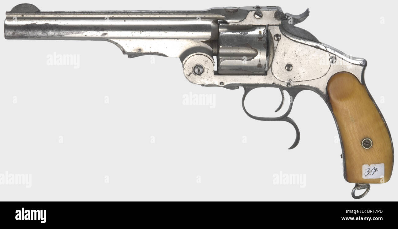 Un modello Smith & Wesson 3 russo 3rd, modello commerciale, calibro .44 S & W russo, no. 46377. 6,5'-barile con iscrizione standard. Tamburo a sei colpi, protezione a scatto con sperone. Pannelli di presa color avorio scuro, telaio di presa stampato '1874' all'interno del rettangolo. Circa 90% di nichelatura originale, pitty in luoghi. Blocco tamburo danneggiato. Lunghezza 31,5 cm. Erwerbsscheinpflichtig. Storico, storico, 19th secolo, pistola civile, pistole civili, palmari, armi, armi da fuoco, armi da fuoco, armi da fuoco, armi da fuoco, armi, armi, armi, armi, armi, oggetti, oggetti, alambicchi, clipping, clipping, Foto Stock