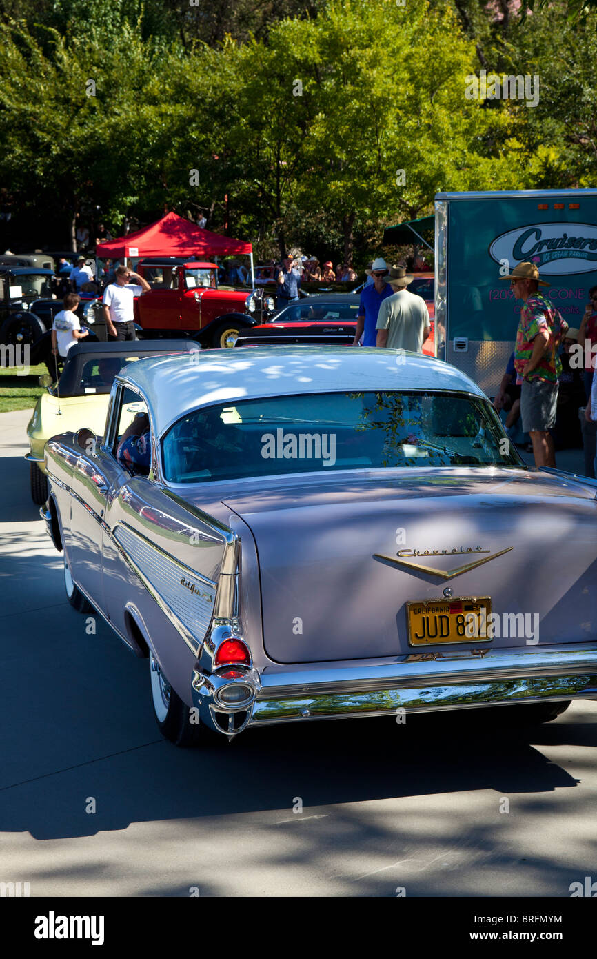 Parte posteriore del classico 1957 Chevrolet coupe Foto Stock