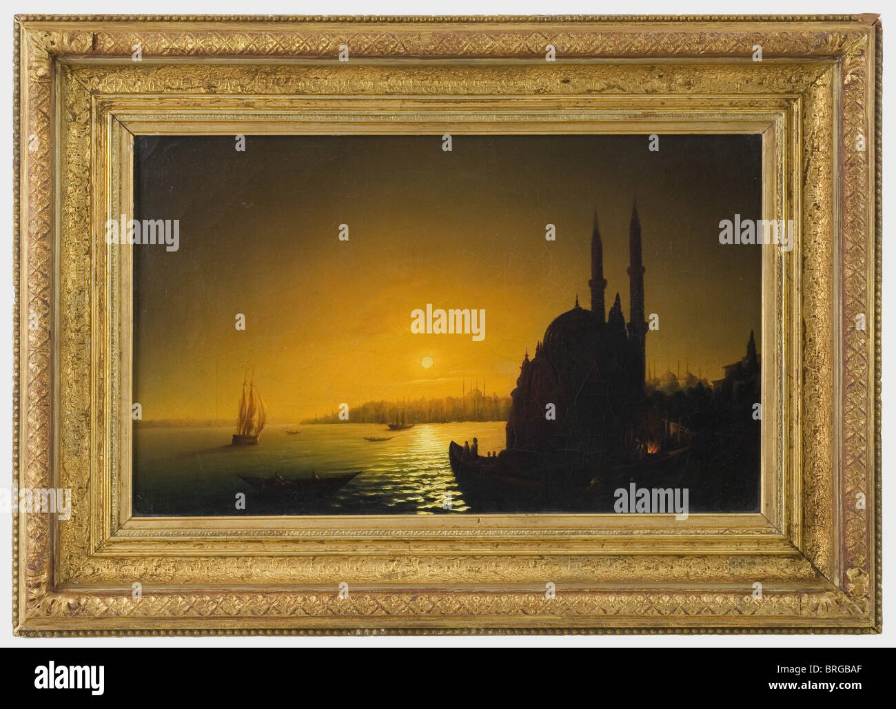 Un cielo di sera sul Bosforo, fine del XIX secolo Olio su tela, rifoderato. Vista atmosferica sul Golden Horn e Palazzo Topkapi al tramonto. In primo piano la moschea di Ortaköy. Leggermente la superficie incrinato, telaio barella rinnovato. In un leggermente restaurata, oro cornice colorata. Dimensioni immagine 55,5 x 35 cm. Dimensioni del telaio 73 x 52,5 cm. Probabilmente la scuola/dintorni di Ivan Konstantinovich Ayvasofsky (1817 - 1900), Feodosia/Russia. I suoi dipinti raffigurano preferenzialmente Istanbul, Krim e porti mediterranei., delle belle arti del XIX secolo , artista del diritto d'autore non deve essere cancellata Foto Stock