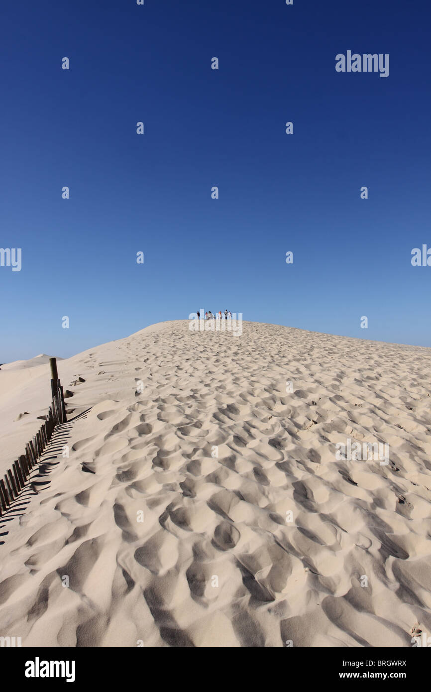I turisti al vertice di la Dune du Pilat Francia, settembre 2010 Foto Stock