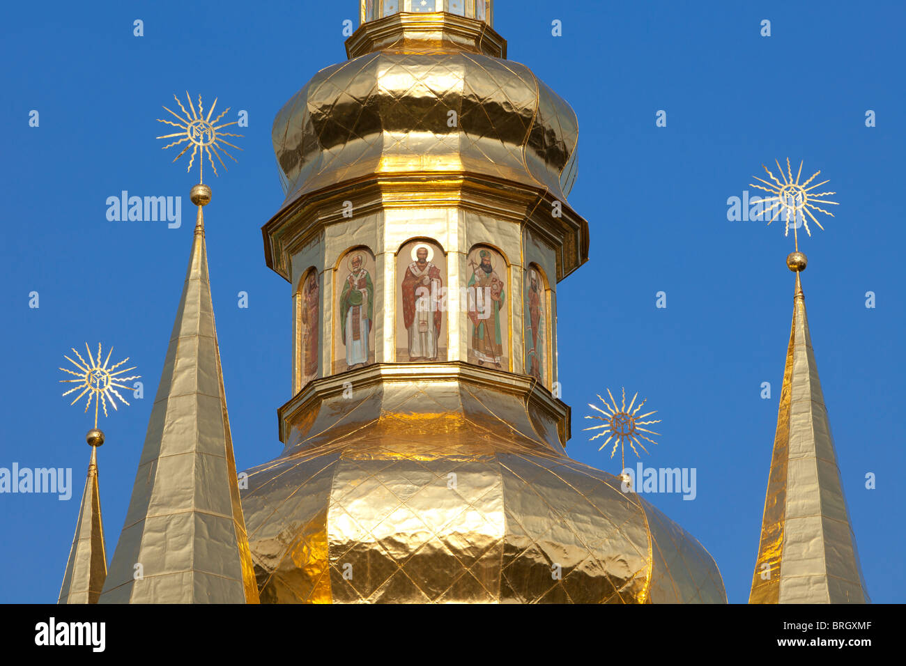 Campanile della Chiesa della Natività della Vergine (1696) presso il monastero delle Grotte di Kiev, Ucraina Foto Stock
