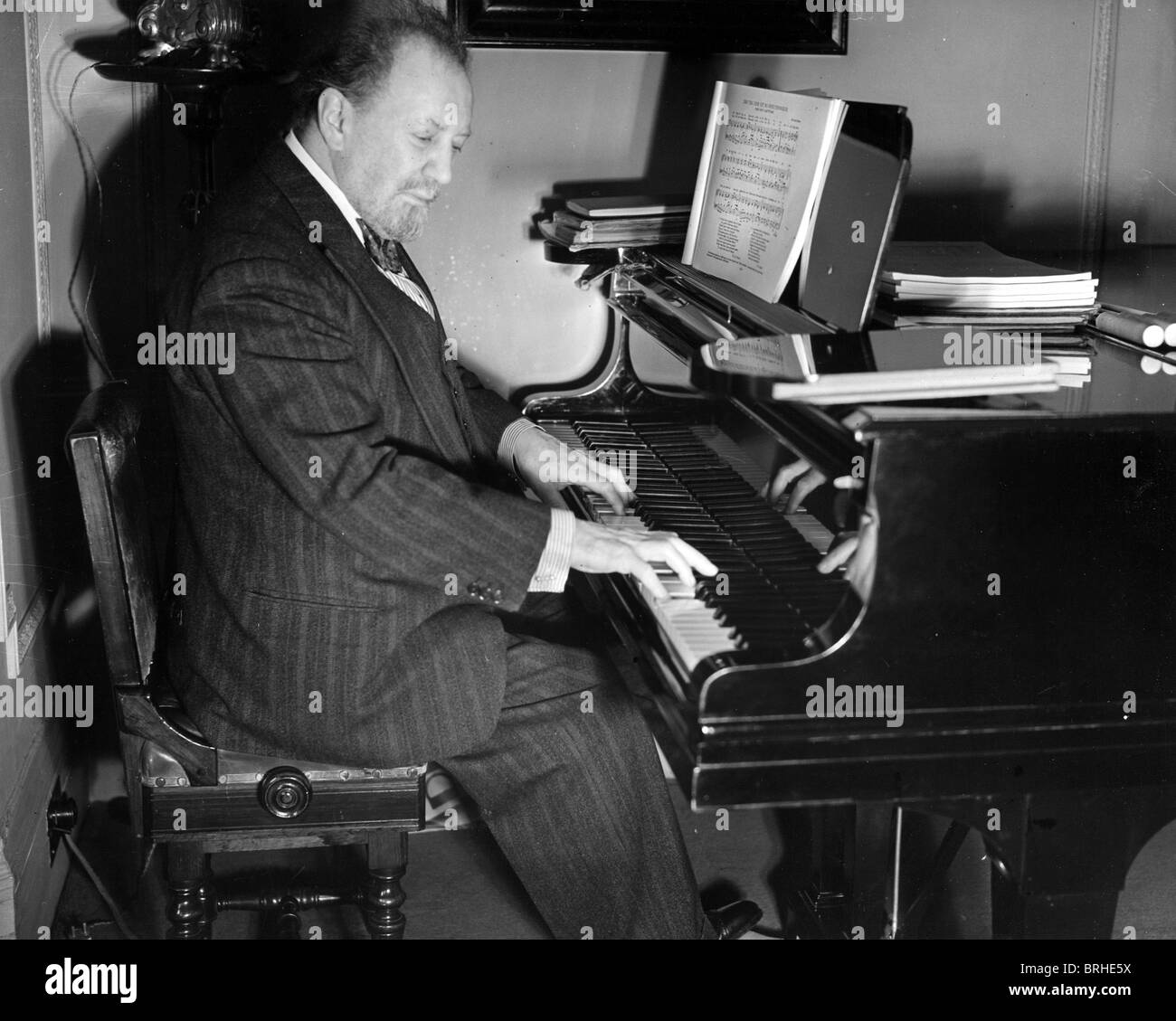 SIR HENRY WOOD (1869-1944) conduttore del Regno Unito nel 1940 Foto Stock