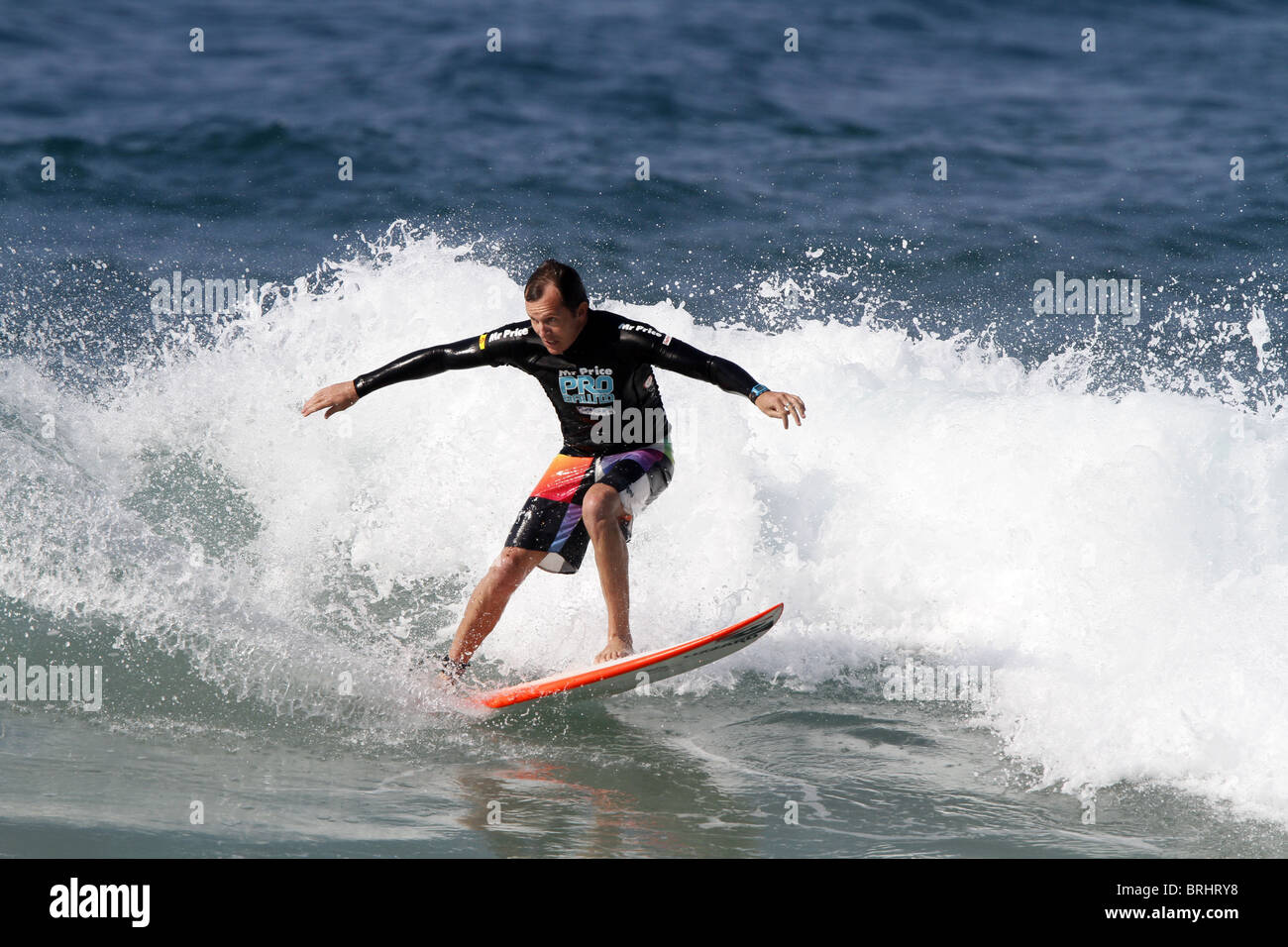 GAVIN ROBERTS SOUTH AFRICAN PRO SURFER SOUTH AFRICAN PRO SURFER BALLITO DOLPHIN COSTA SUD AFRICA 09 Luglio 2010 Foto Stock