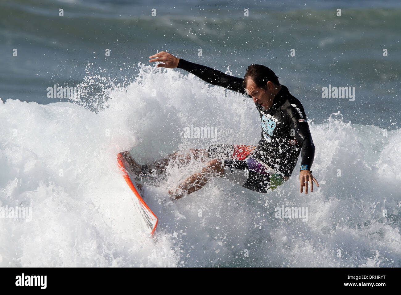 GAVIN ROBERTS SOUTH AFRICAN PRO SURFER SOUTH AFRICAN PRO SURFER BALLITO DOLPHIN COSTA SUD AFRICA 09 Luglio 2010 Foto Stock
