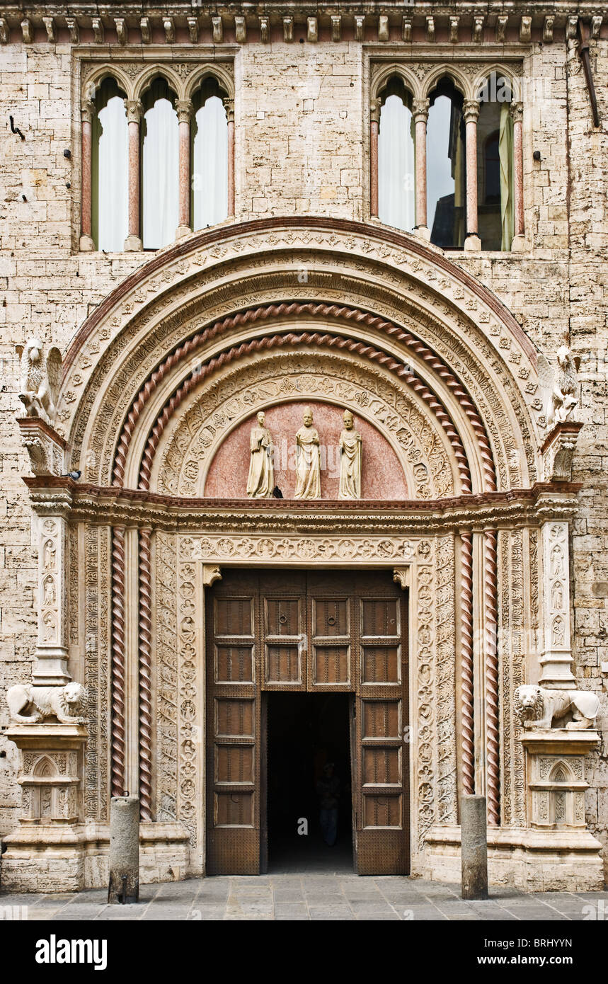 Portale delle Arti del Palazzo dei Priori a Perugia, Umbria, Italia Foto Stock