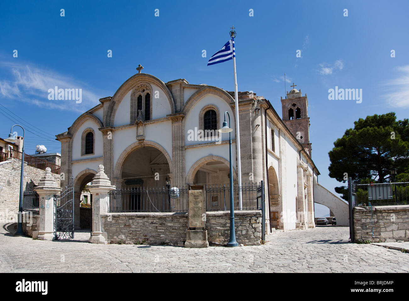 La Chiesa di Santa Croce nel villaggio di Pano Lefkara, noto per la sua straordinaria pizzi, ricami e artigianato in argento Foto Stock