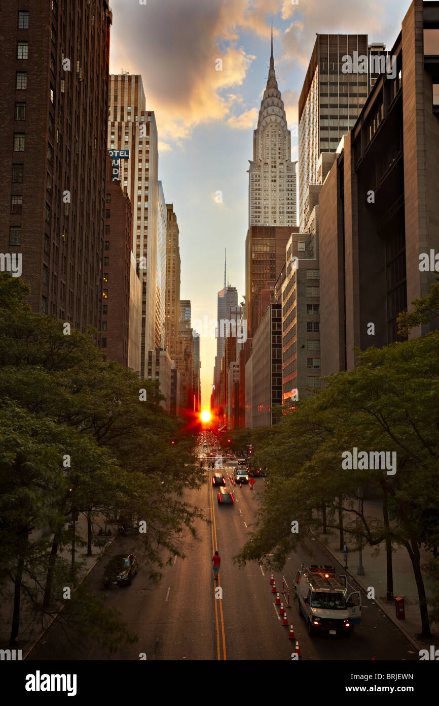 Manhattanhenge, New York City, Stati Uniti d'America Foto Stock