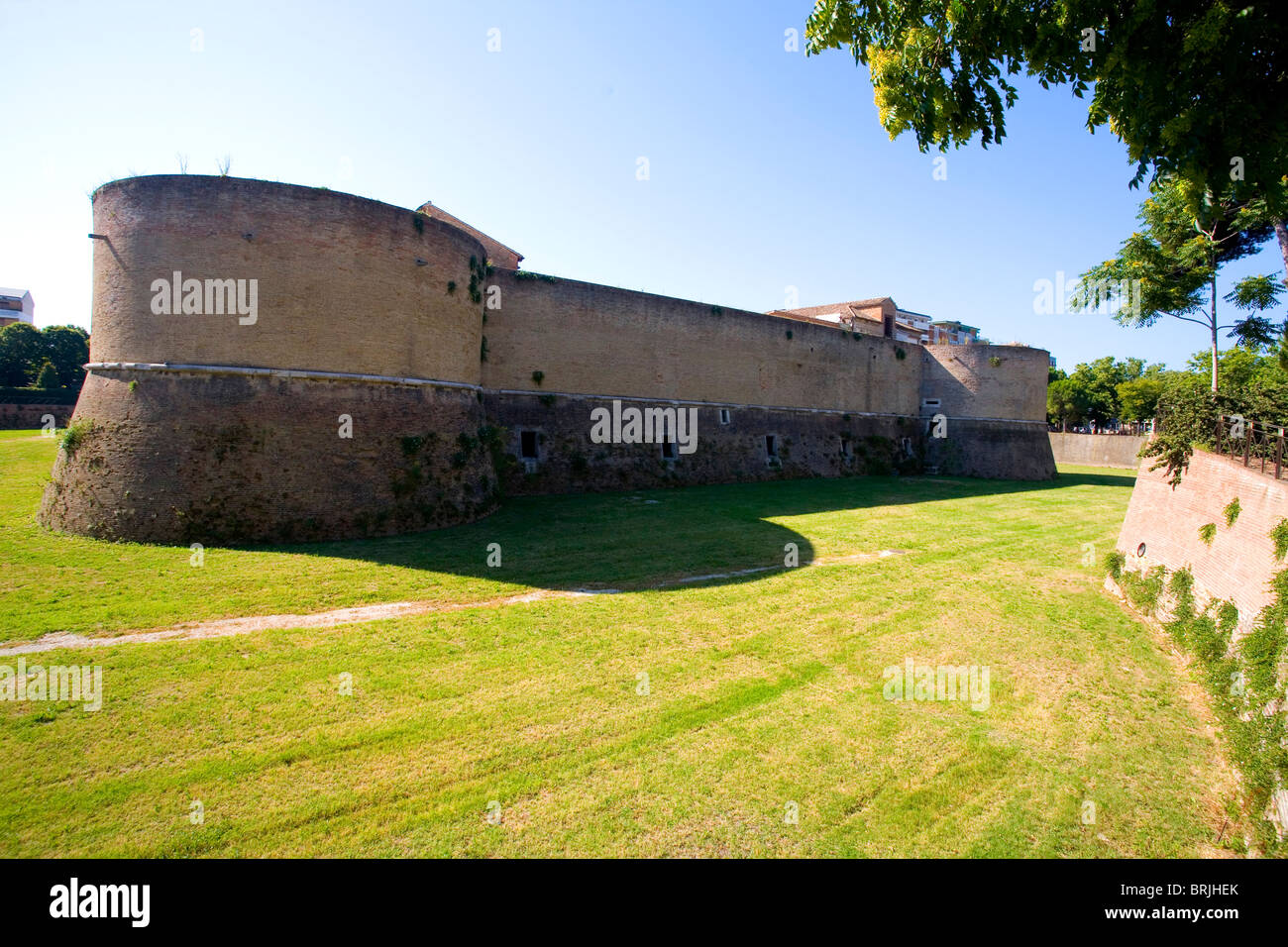 Vista della Rocca Costanza - una fortezza medievale a Pesaro Marche, Italia Foto Stock