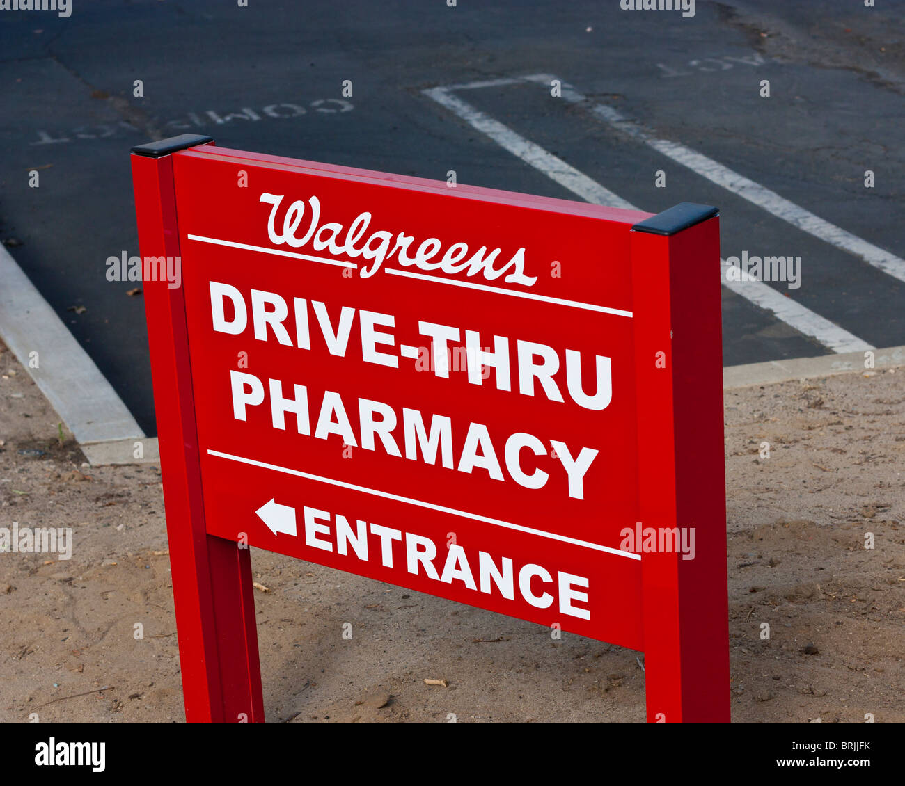 Un Walgreens drive thru segno farmacia Foto Stock