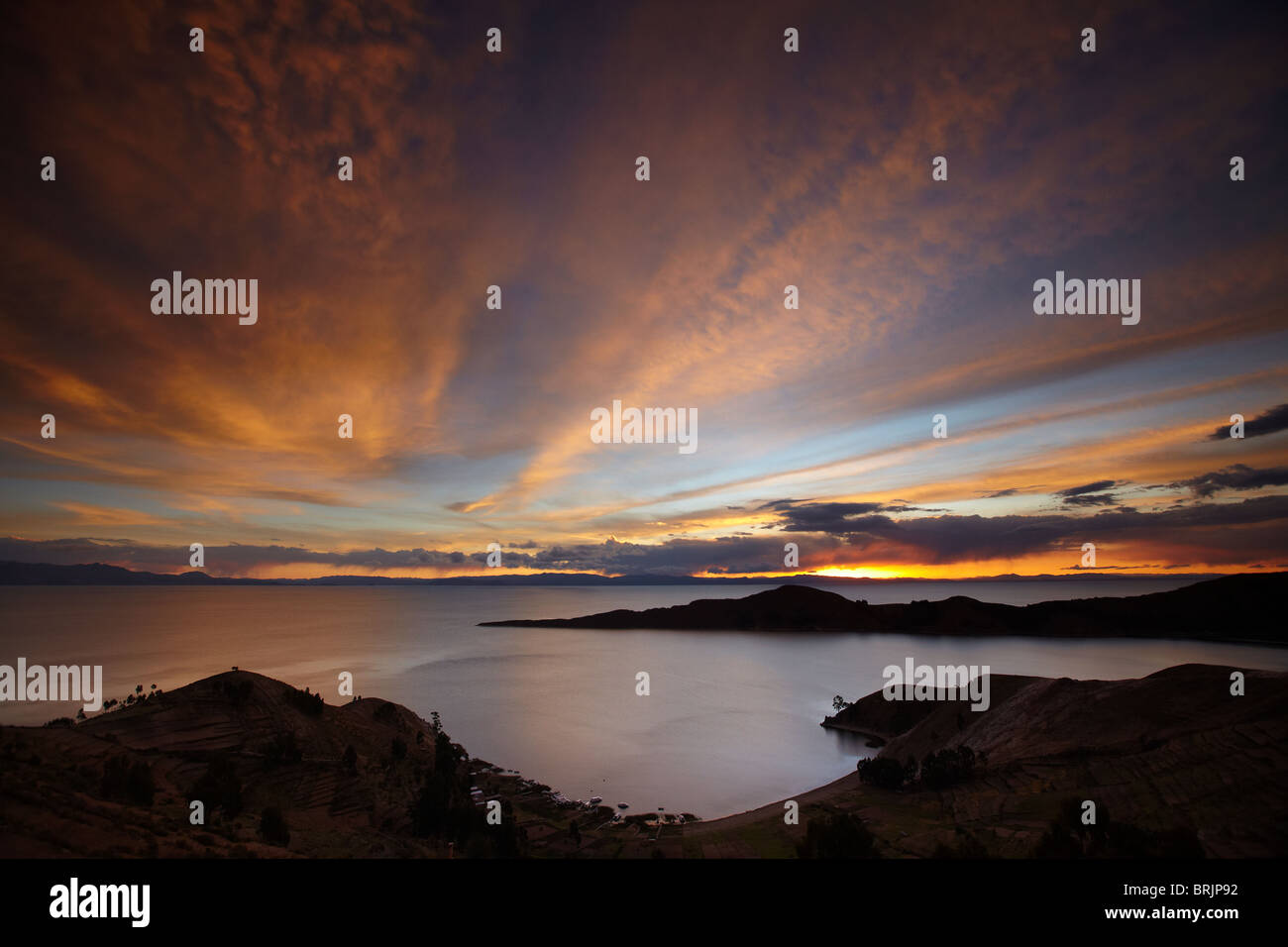 Tramonto sul lago Titicaca dalla Isla del Sol, Bolivia Foto Stock