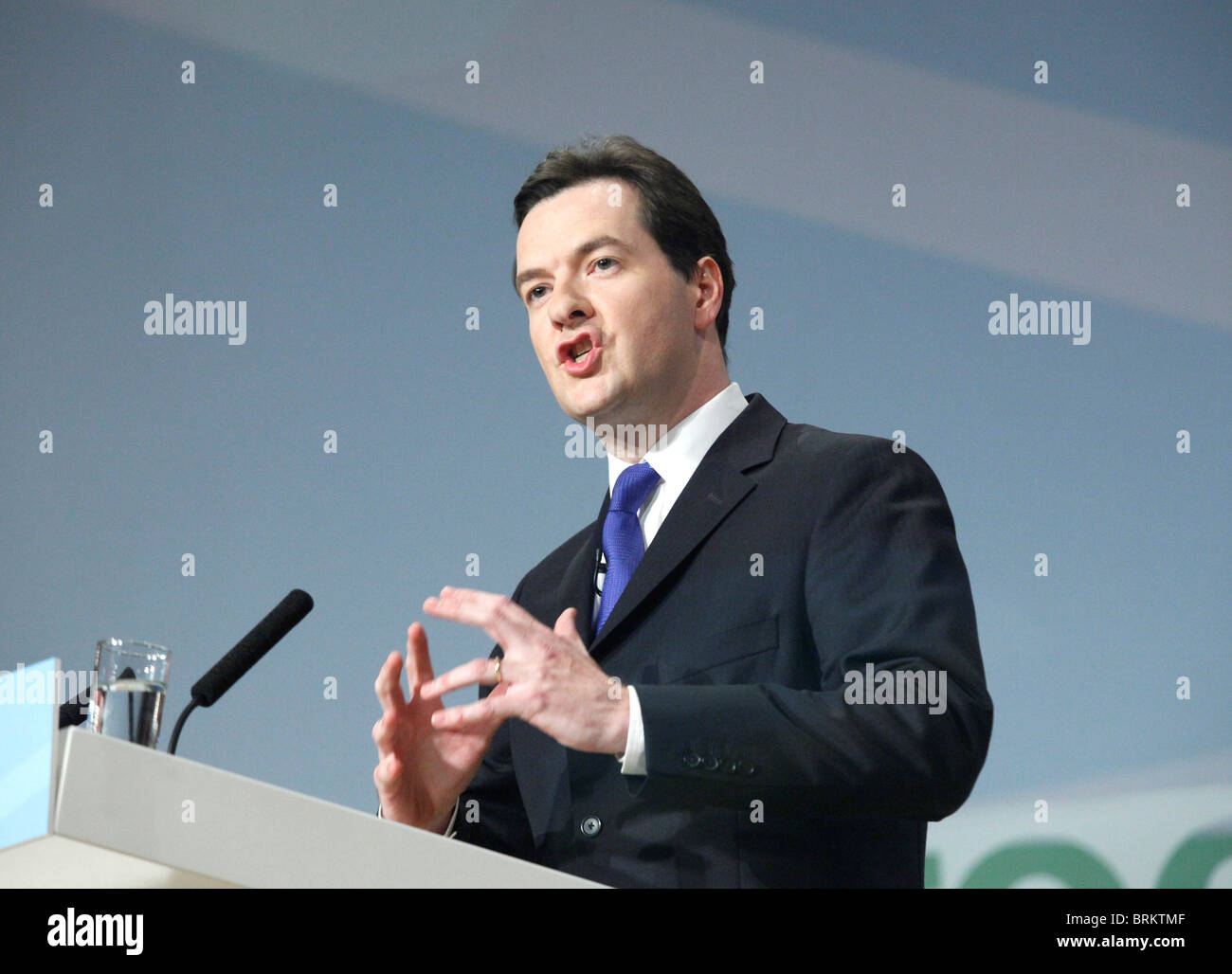 GEORGE OSBORNE MP IL CANCELLIERE 04 ottobre 2010 CPI BIRMINGHAM INGHILTERRA Foto Stock