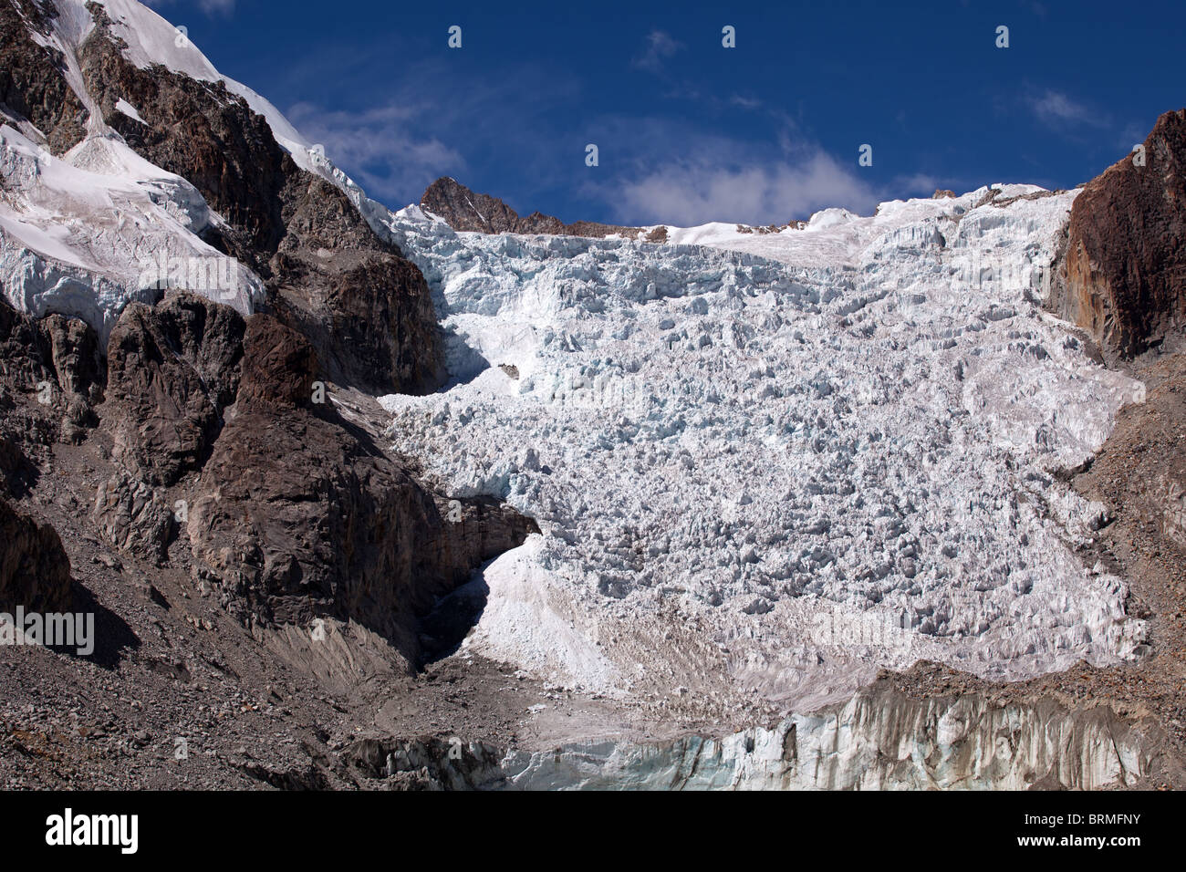 Cordillera Real: laguna glaciale di Trek: Glaciar a 5100m. Foto Stock