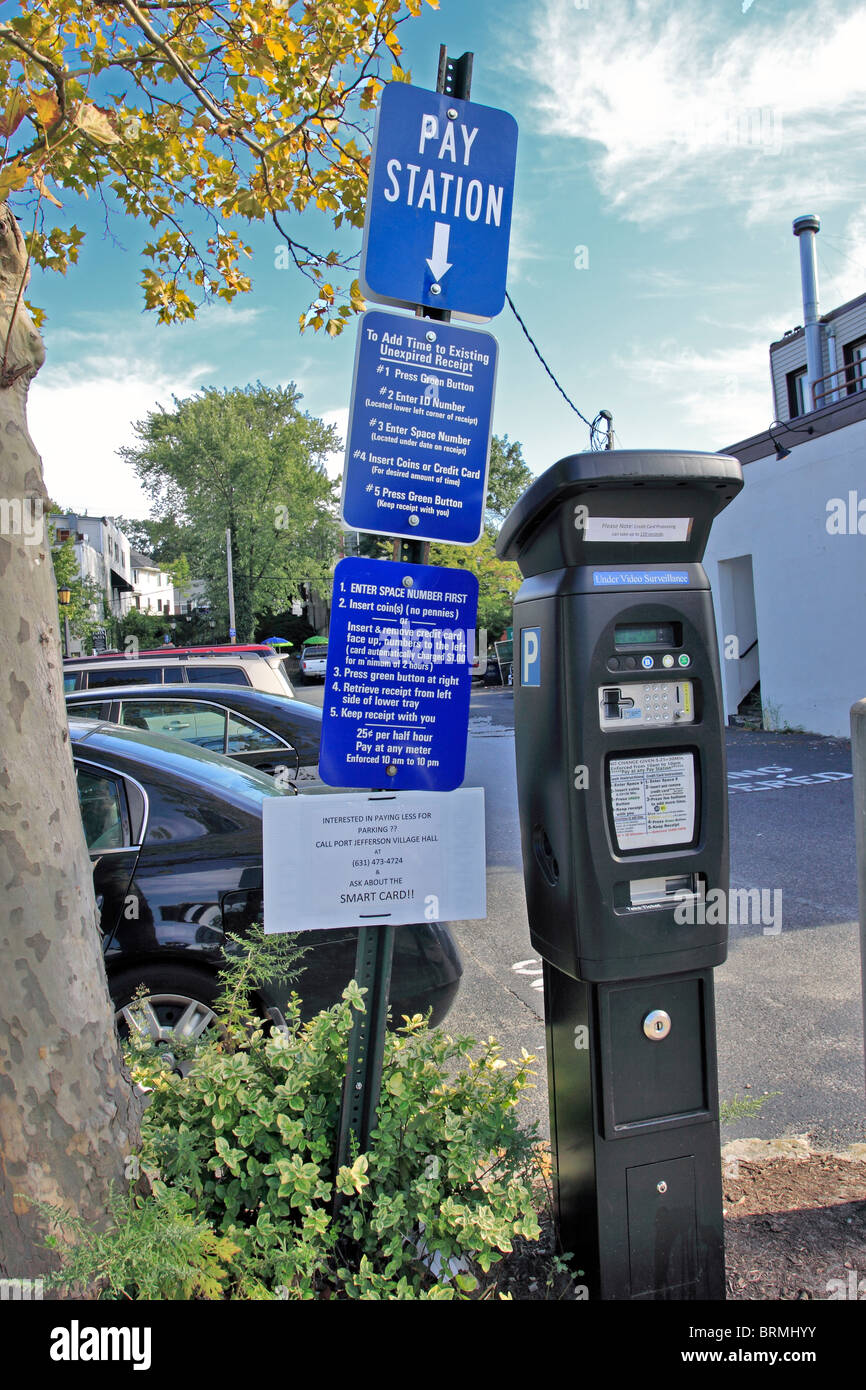 Parcheggi Comunale stazione a pagamento, Port Jefferson, Long Island NY Foto Stock