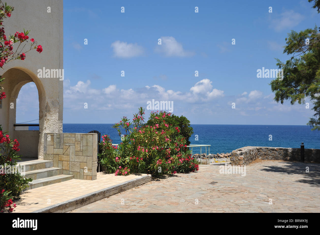 Vista verso il mare a Panormo, Creta, Grecia Foto Stock