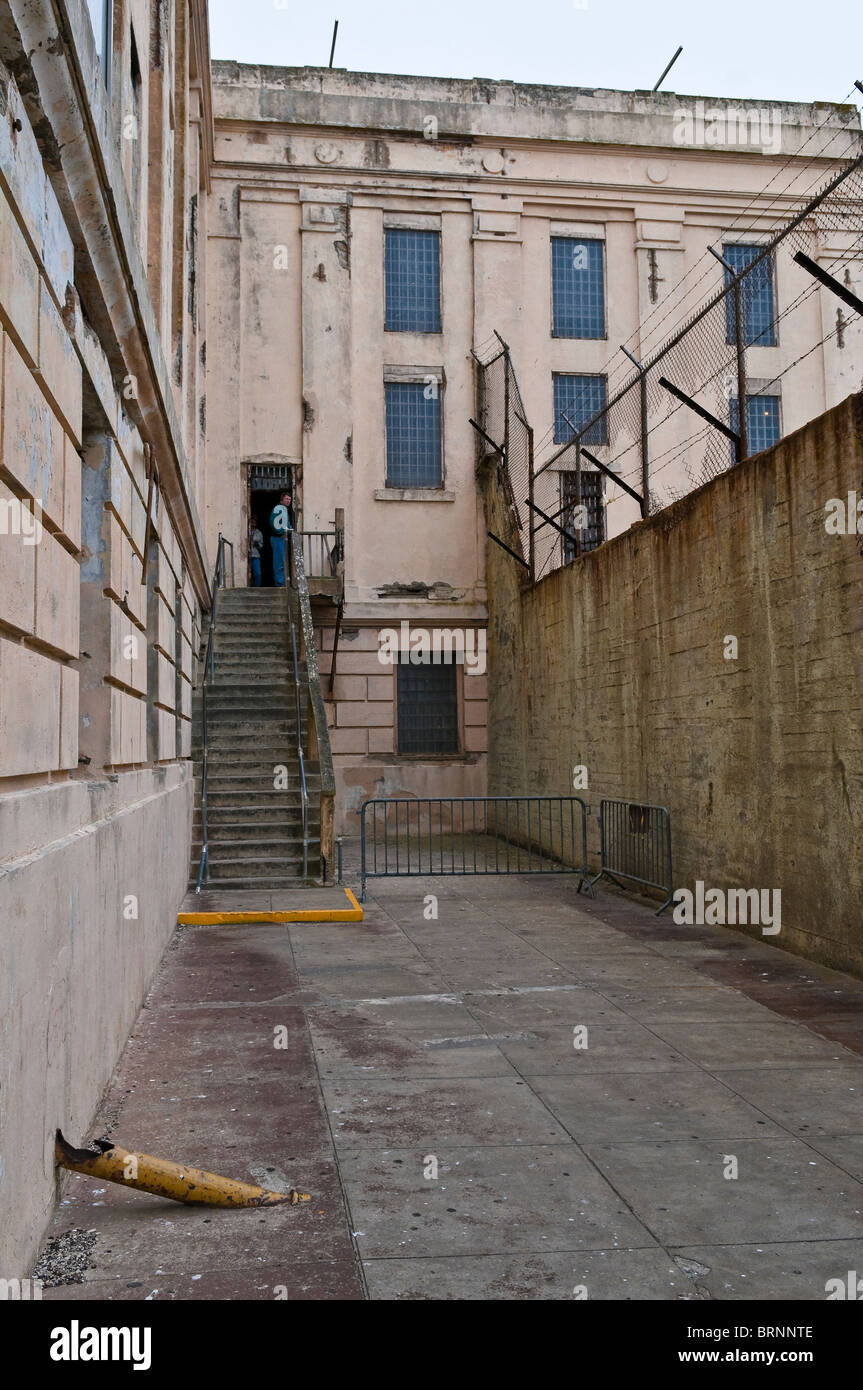 Esterno, blocco di cella, Isola di Alcatraz a San Francisco, California, Stati Uniti d'America Foto Stock