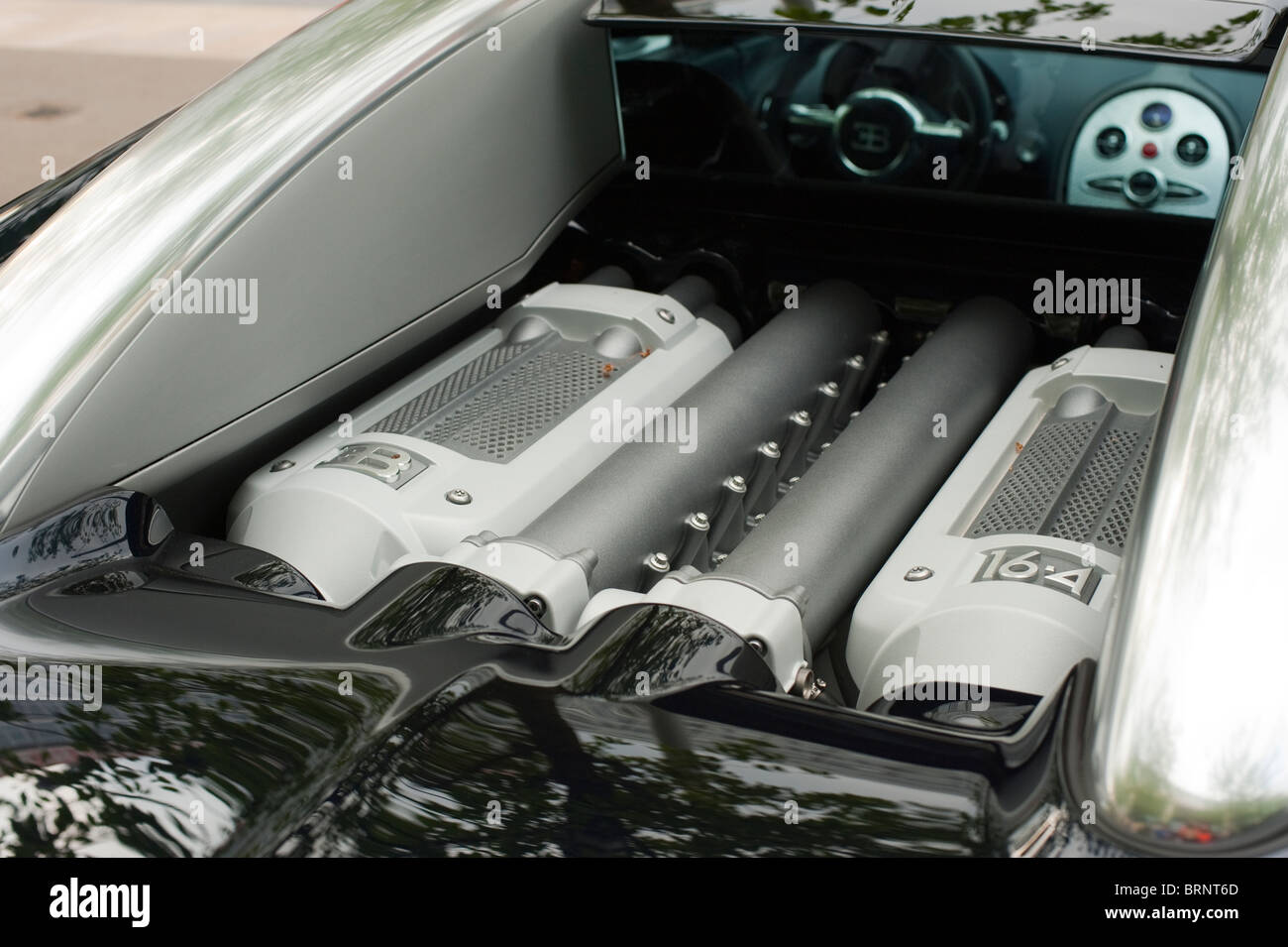 Bugatti Veyron 16.4 motore nero argento Super Sports Car Foto Stock