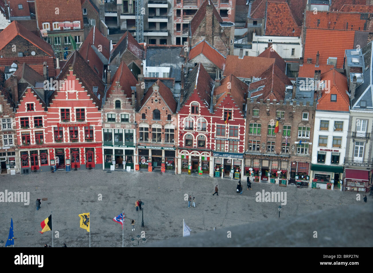 Bruges piazza del mercato dal campanile Foto Stock