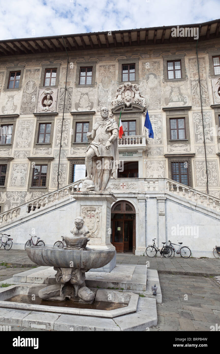 Il Palazzo della Carovana edificio della Scuola Normale Superiore di Pisa in Piazza dei Cavalieri, Pisa, Italia Foto Stock