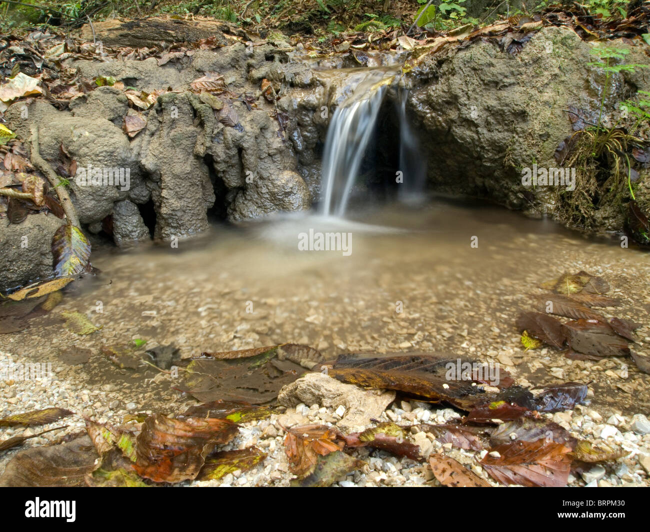 Piccola insenatura con cascata Foto Stock