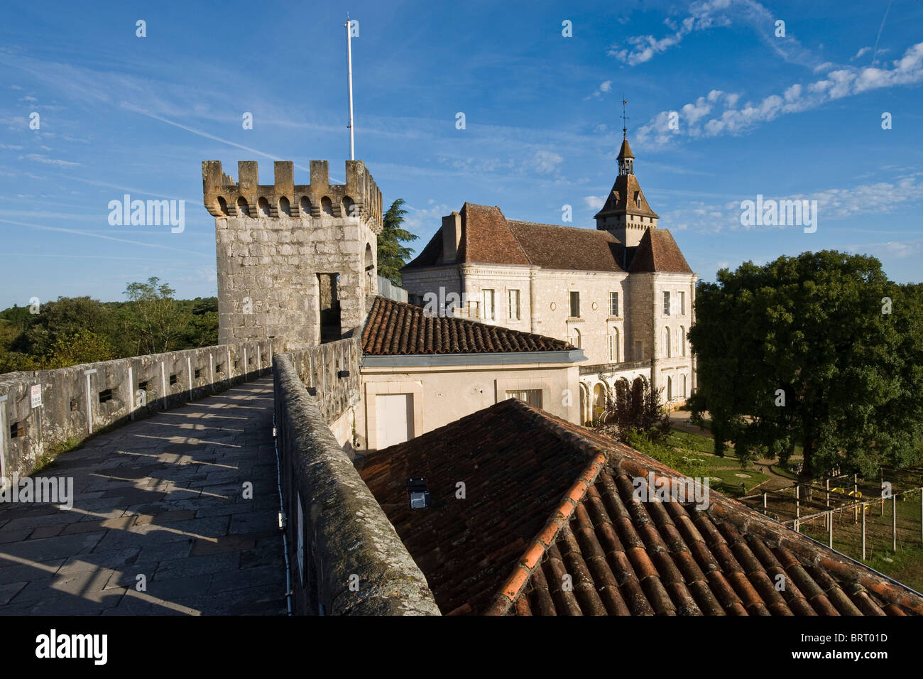 I bastioni del castello di Rocamadour, Aquitaine, Francia Foto Stock