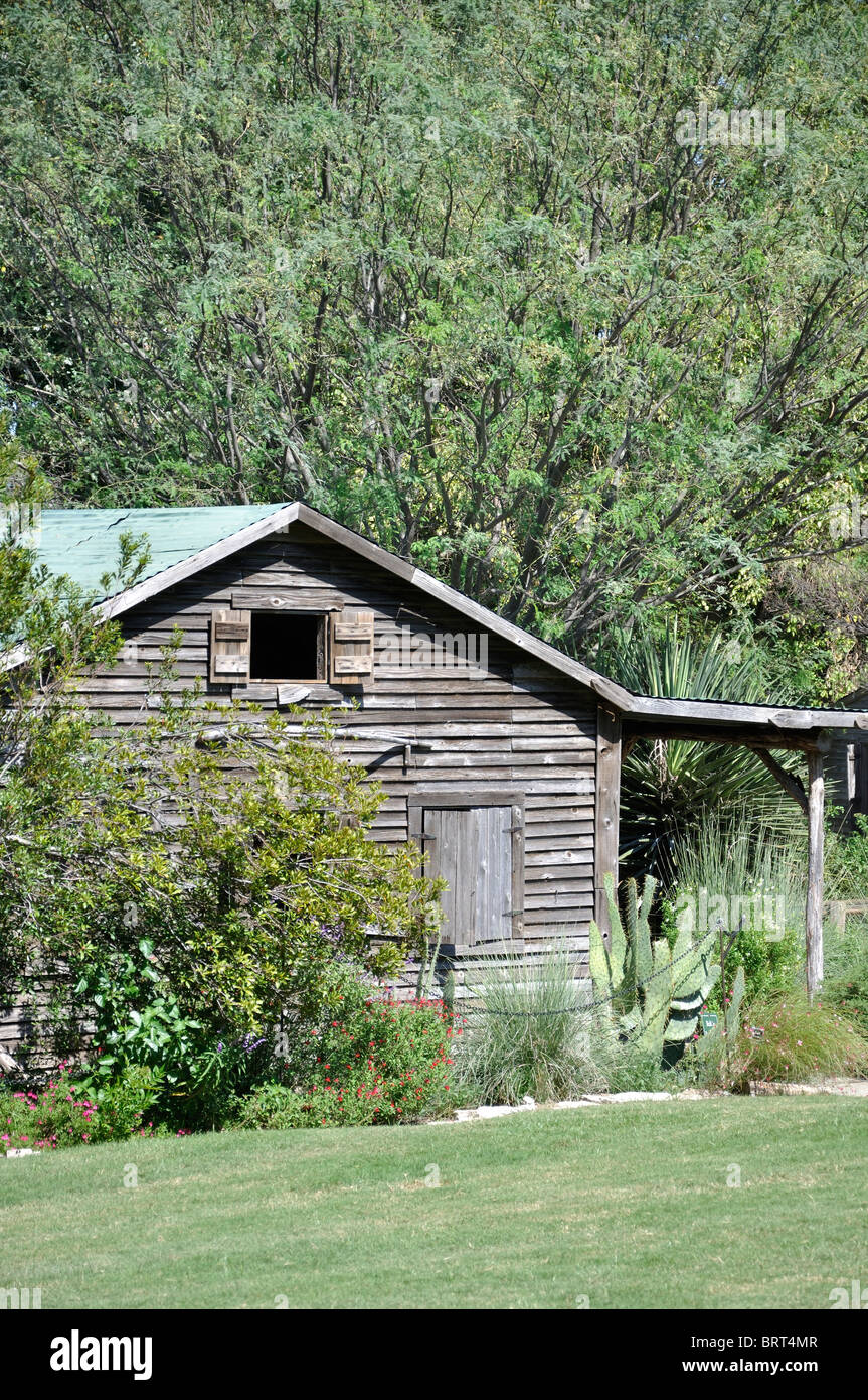 Frontiera-style clapboard house presso il museo a cielo aperto in Dallas Arboretum, Texas, Stati Uniti d'America Foto Stock