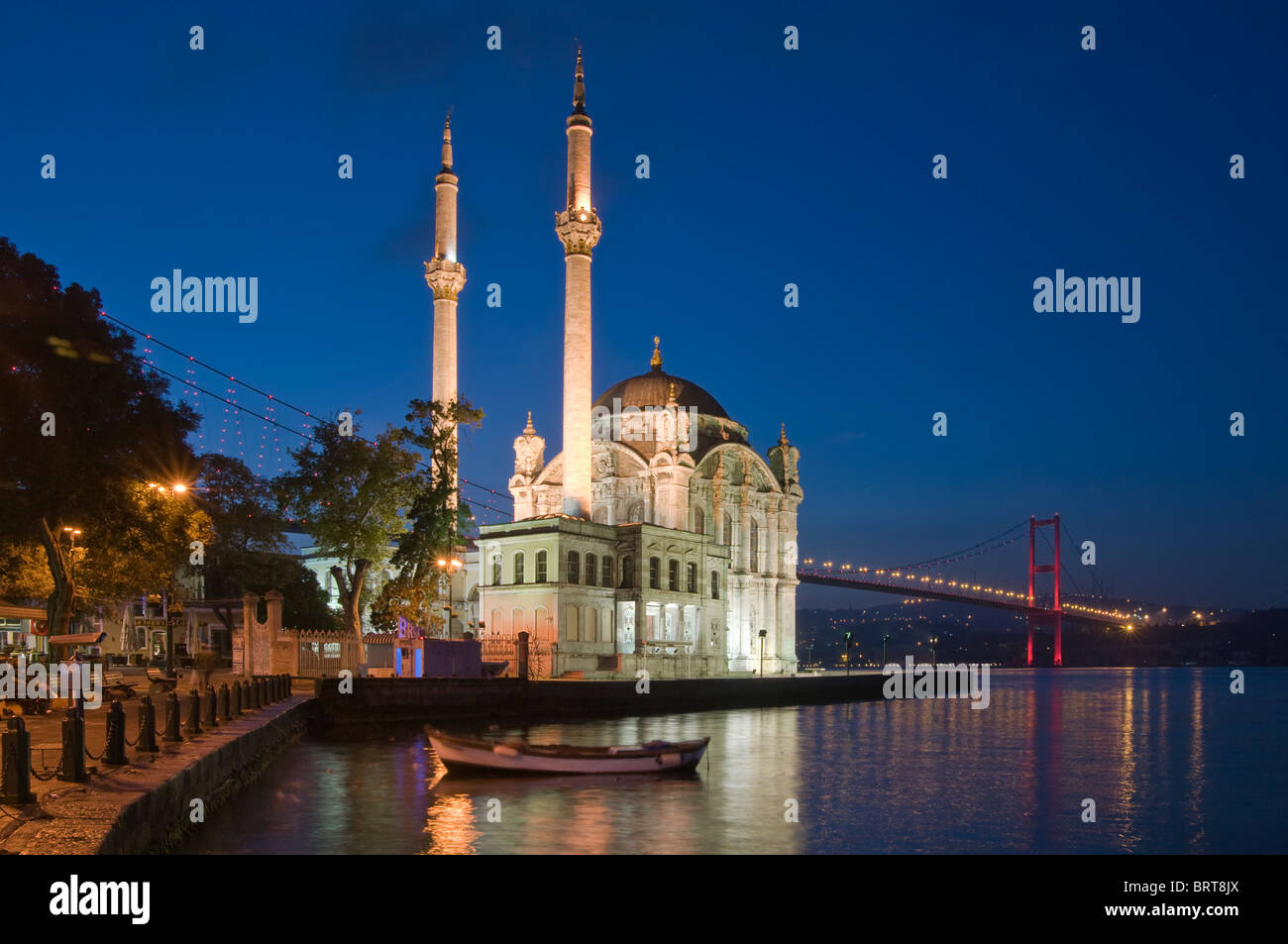 La Moschea Ortakoy e Ponte sul Bosforo,istanbul, Turchia Foto Stock