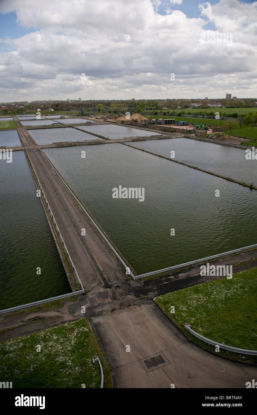 Letti filtranti in corrispondenza di un trattamento di acqua centro nel nord est di Londra, Regno Unito Foto Stock