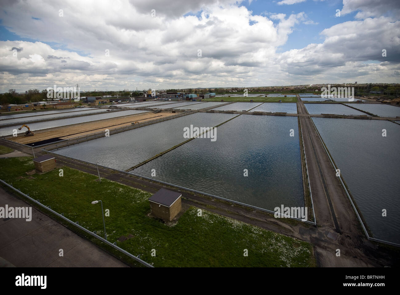 Letti filtranti in corrispondenza di un trattamento di acqua centro nel nord est di Londra, Regno Unito Foto Stock