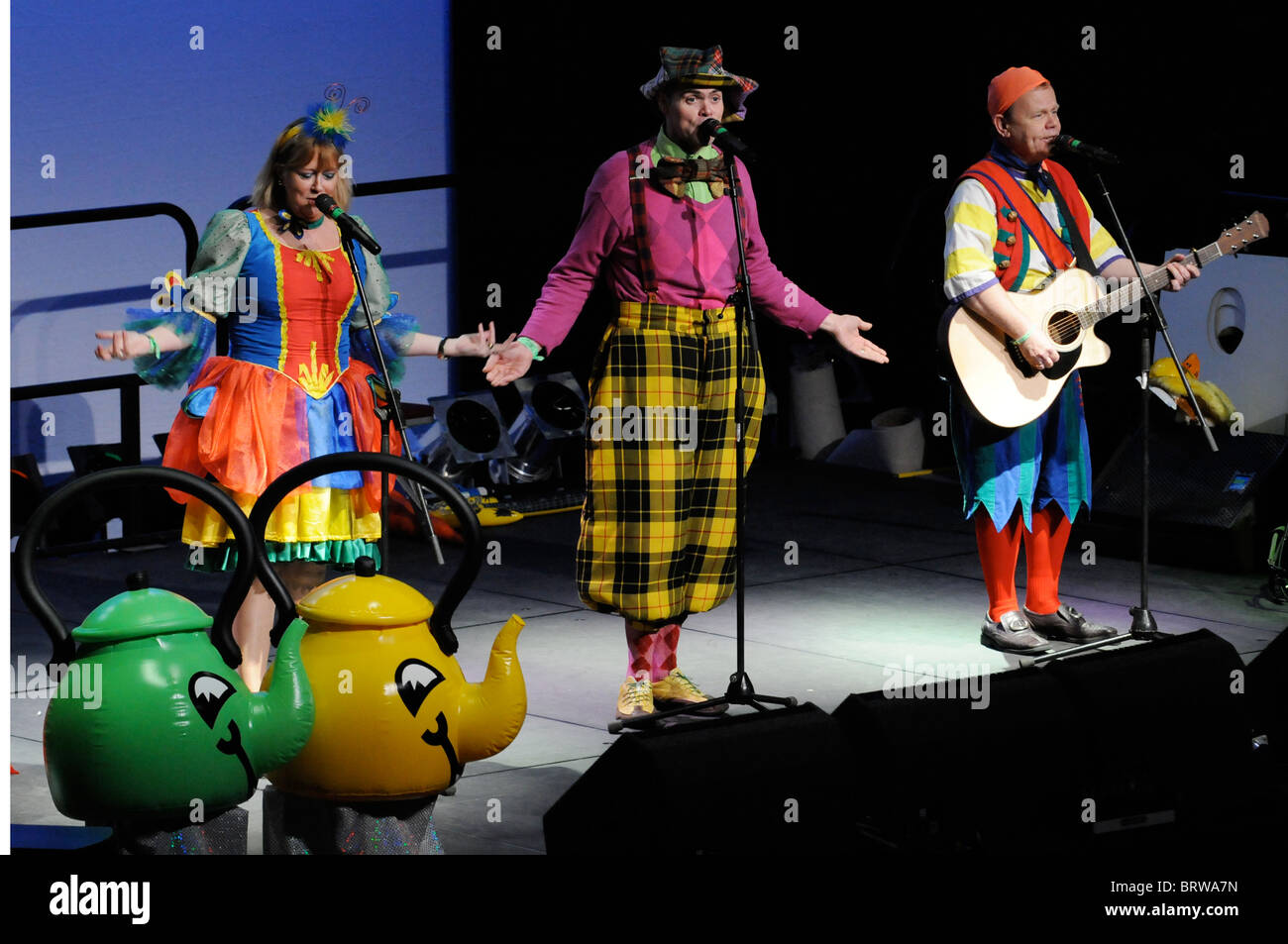 Il canto bollitore a giocare alle Shetland Folk Festival 2010 Foto Stock