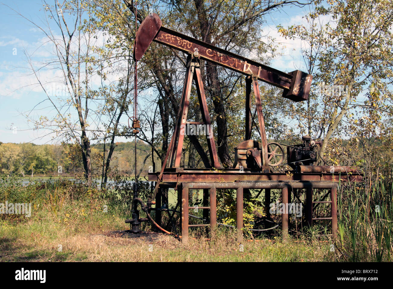 Annuendo asino olio pompa bene Foto Stock