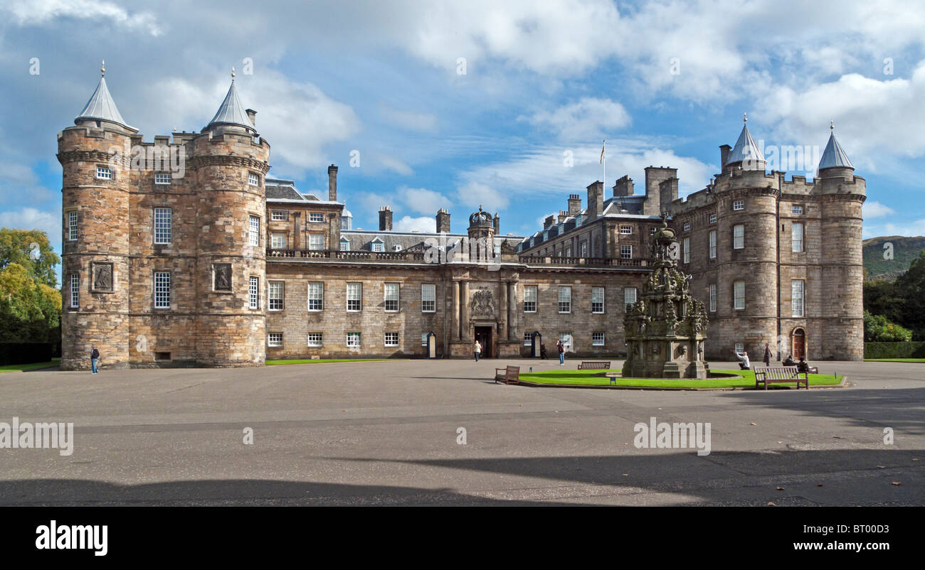 Palazzo di Holyroodhouse a Edimburgo in Scozia Foto Stock
