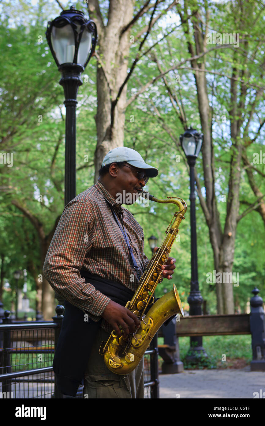 Sassofonista di Central Park di New York City Foto Stock