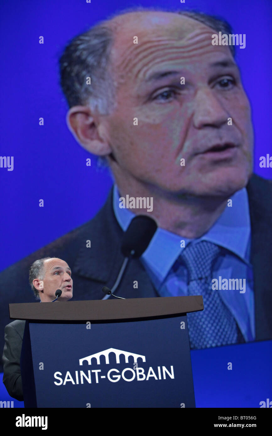 PIERRE ANDRÉ DE CHALENDAR, Chief Executive Officer di SAINT GOBAIN Corporation, 2010 RIUNIONE GENERALE, Parigi, 3 giugno 2010 Foto Stock