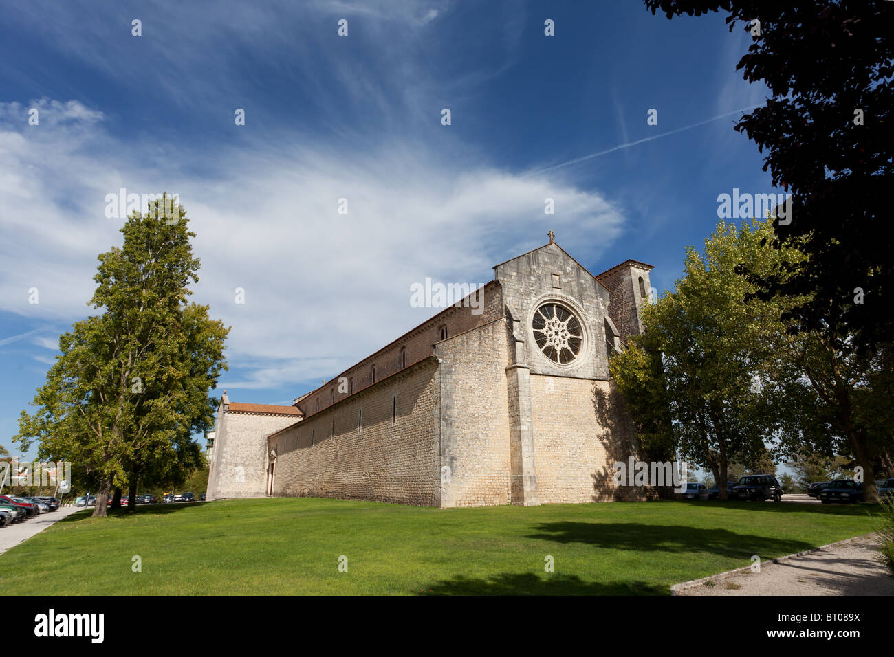 Chiesa di Santa Clara nella città di Santarém, Portogallo. Xiii secolo mendicanti architettura gotica. Foto Stock