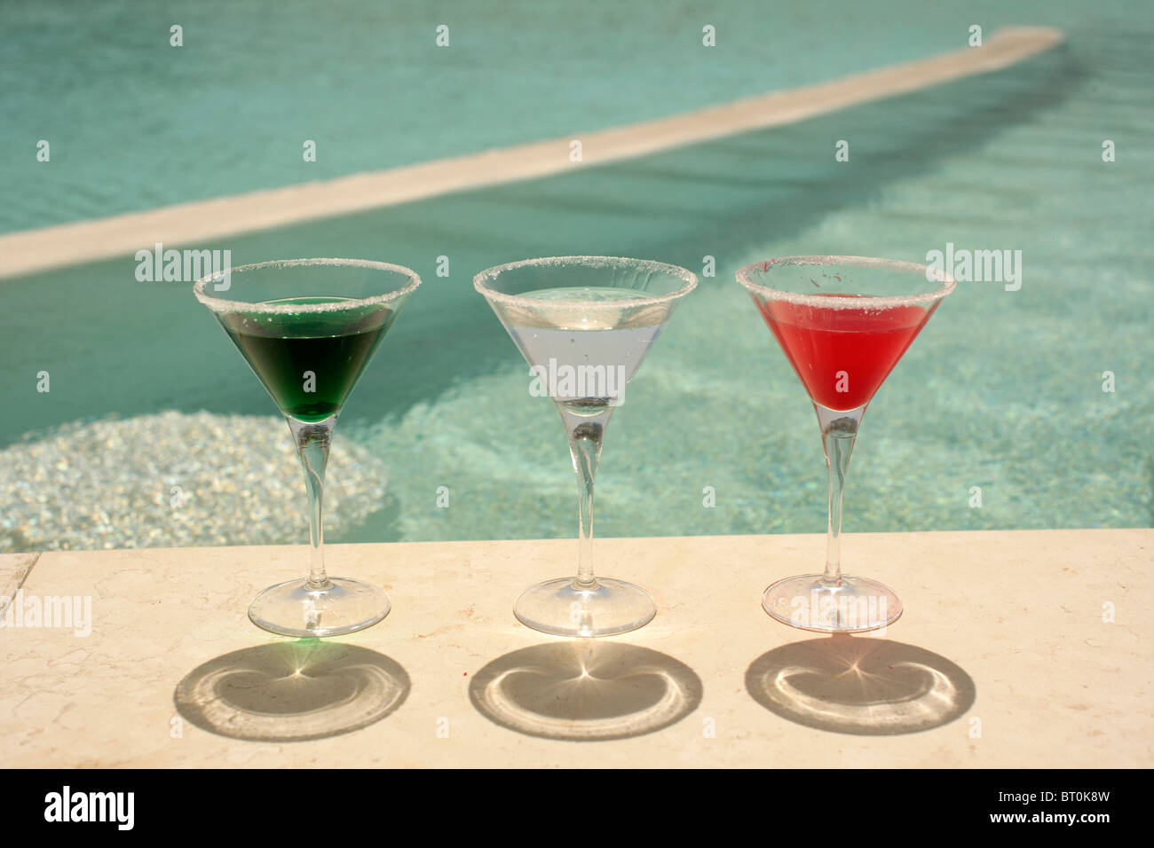 Calice di vetro drink a colori Foto Stock