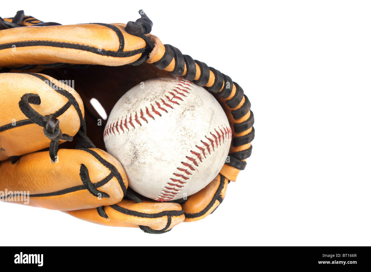 Una palla da baseball e Guanto baseball sport tema su uno sfondo bianco. Foto Stock