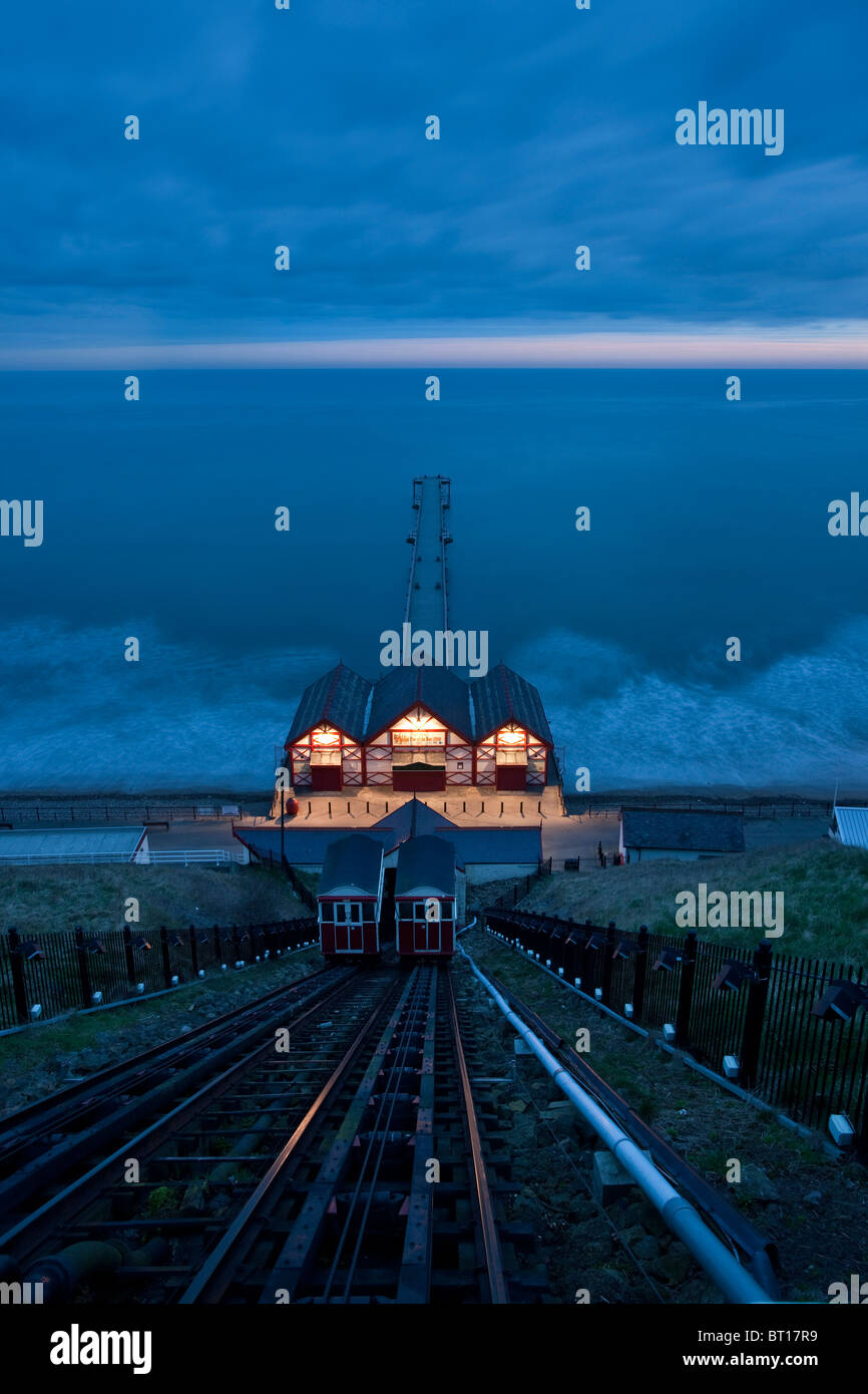 Aprile Alba Saltburn Pier Cleveland Nord Est Inghilterra Foto Stock