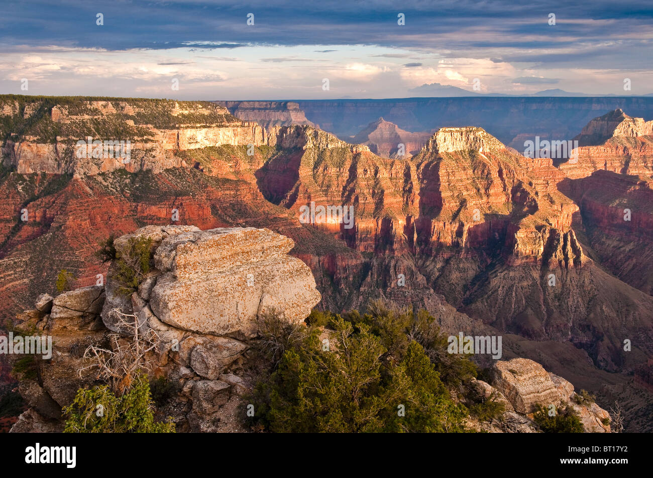 Tramonto a Bright Angel Point, Grand Canyon North Rim, Arizona, Stati Uniti d'America Foto Stock