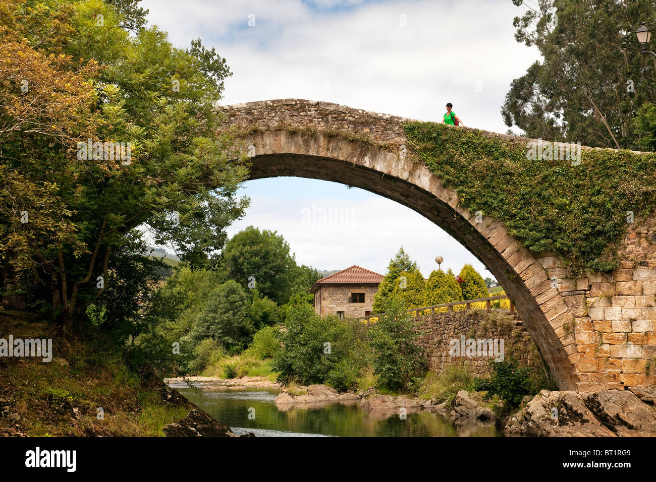 Puente Romano de Liérganes Cantabria España ponte romano Liérganes Cantabria Spagna Foto Stock