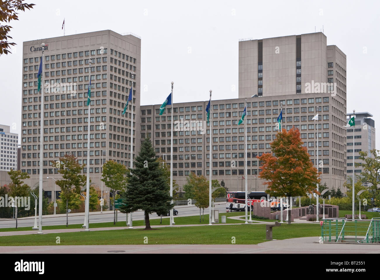 In Canada la difesa nazionale sede (NDHQ) è visto in Ottawa lunedì 27 settembre Foto Stock