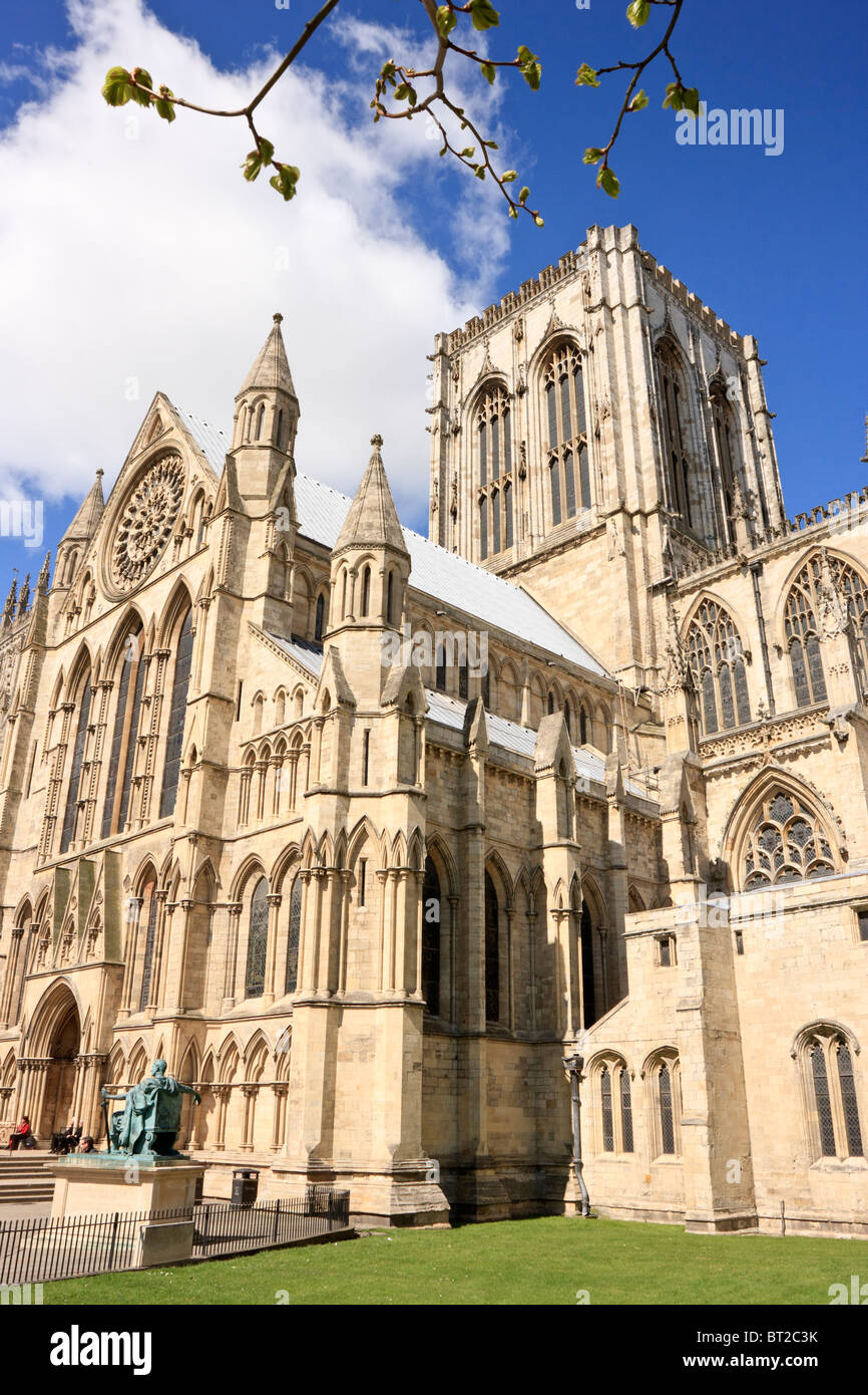 York Minster e York Foto Stock