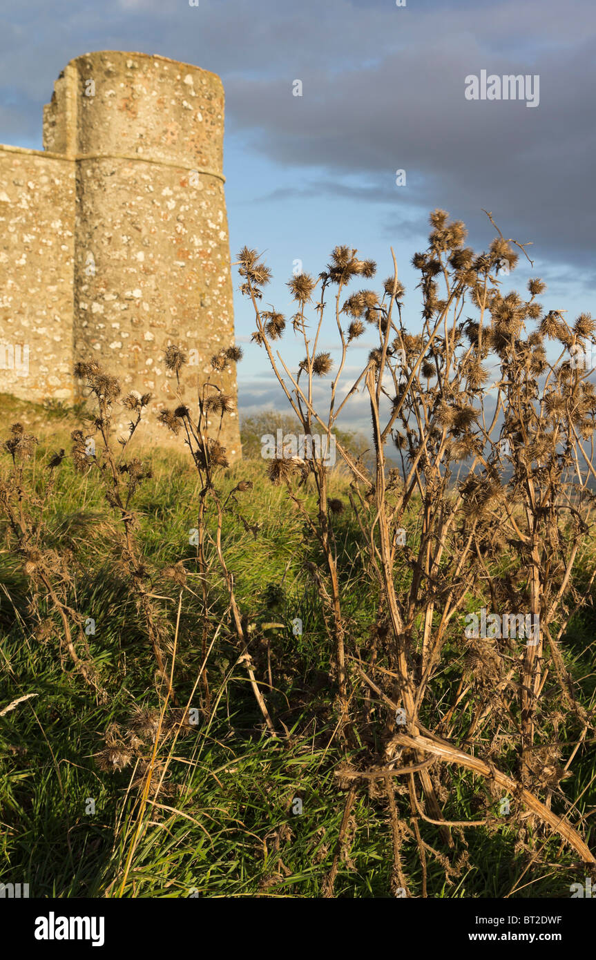 Il castello di Hume - ripristino vecchio hill top fortificazione base ancestrale del Clan Home Foto Stock