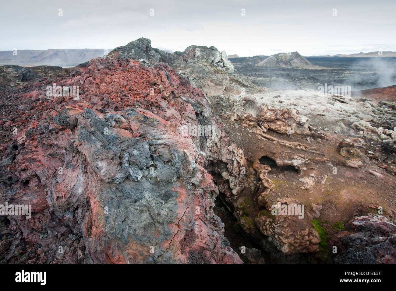 Un nuovo flusso di lava che ha eruttato durante il Krafla incendi presso Leirhnjukur vicino a Myvatn, Islanda durante gli anni settanta e ottanta. Foto Stock