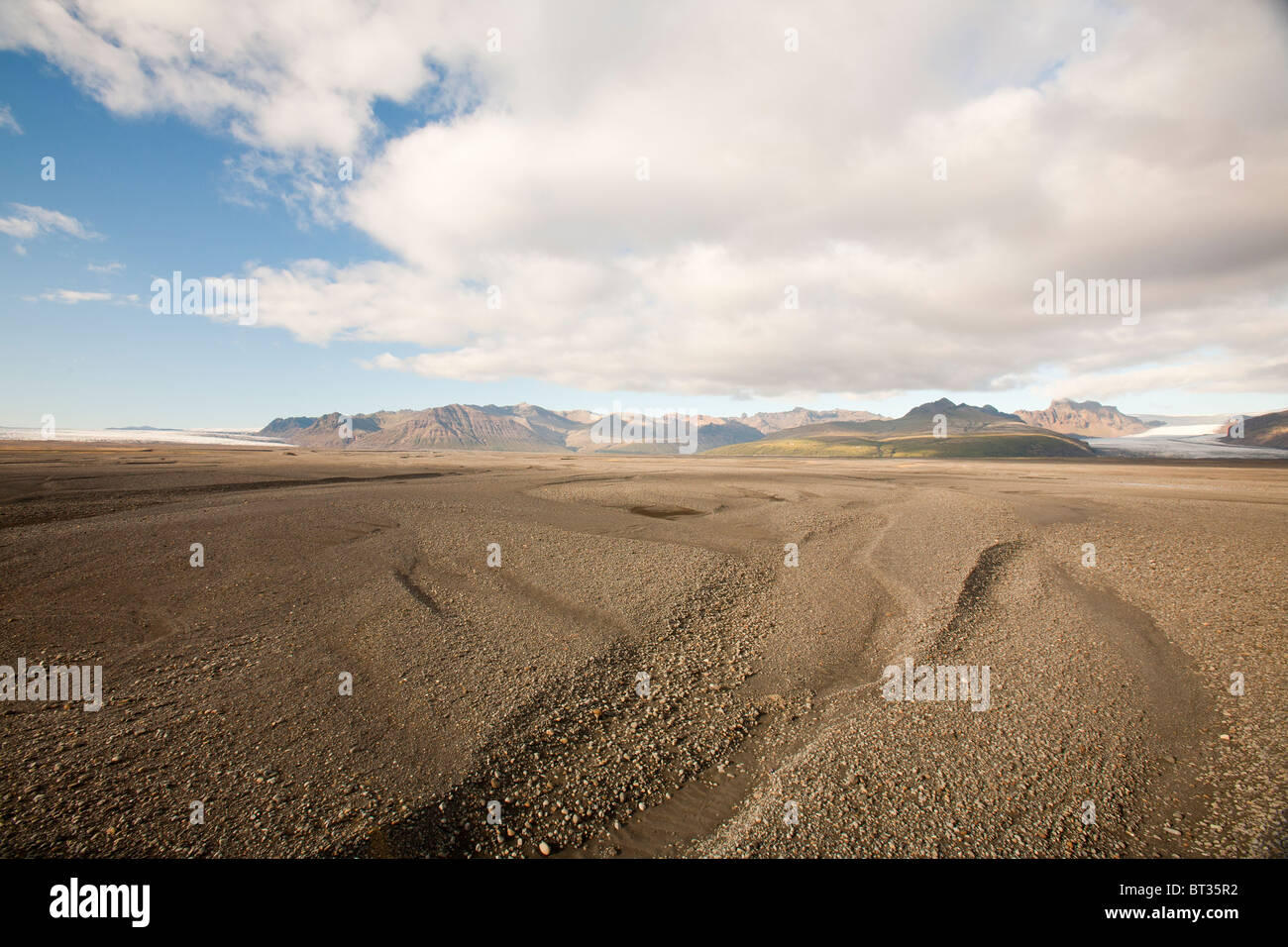 La Skeidararsandur una massiccia dilavamento glaciale pianura dal Vatnajokull tappo di ghiaccio in Islanda Foto Stock