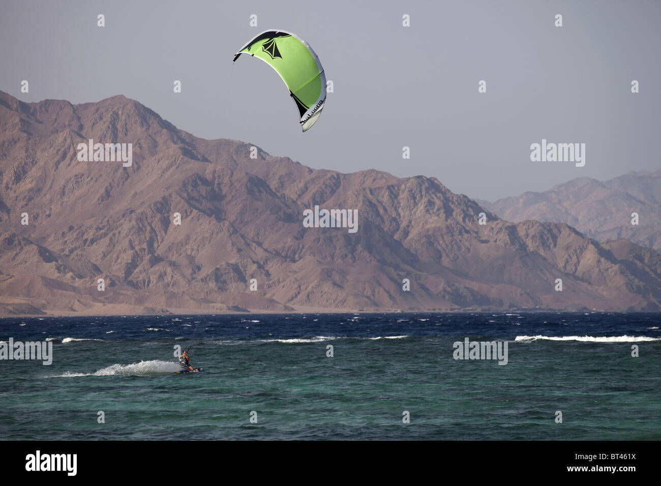 Kite surfer in Dahab, Sinai, Egitto , Africa Foto Stock