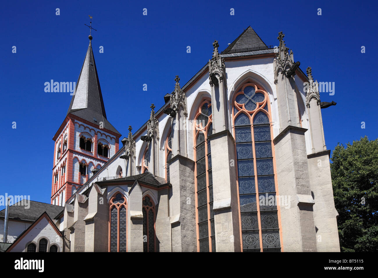 Katholische Pfarrkirche San Servatius di Siegburg, Naturpark Bergisches Land, la Renania settentrionale-Vestfalia Foto Stock