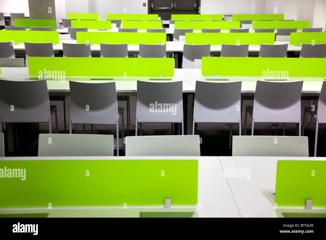 L'Irlanda, nella contea di Dublino, Dublino, Ballsbridge, Lansdowne Road, Aviva Football Stadium, in particolare della sala stampa. Foto Stock