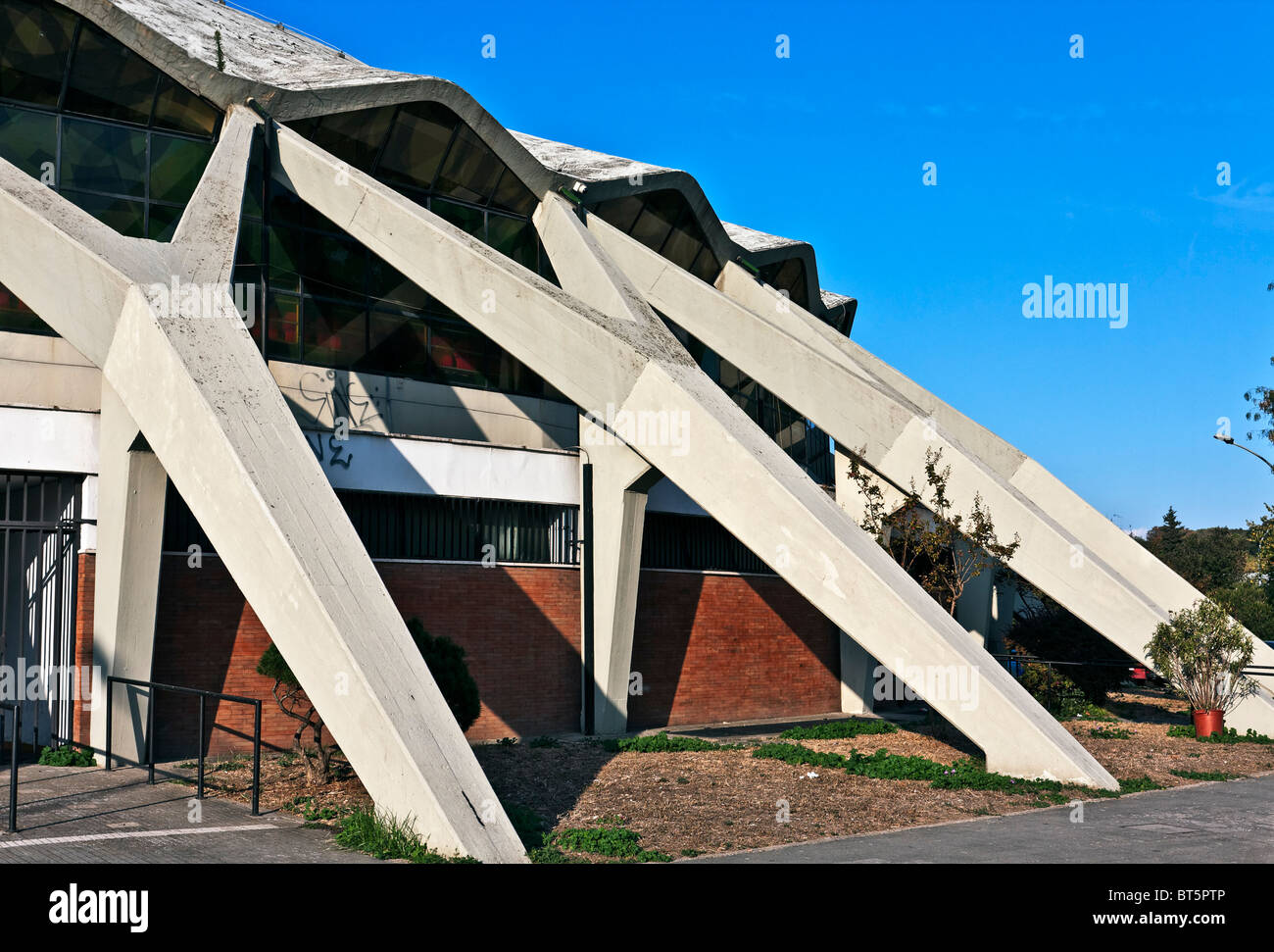 Il Palazzetto dello Sport costruito per il 1960 Giochi Olimpici progettato da Pier Luigi Nervi Annibale Vitelozzi, Roma, Italia Foto Stock