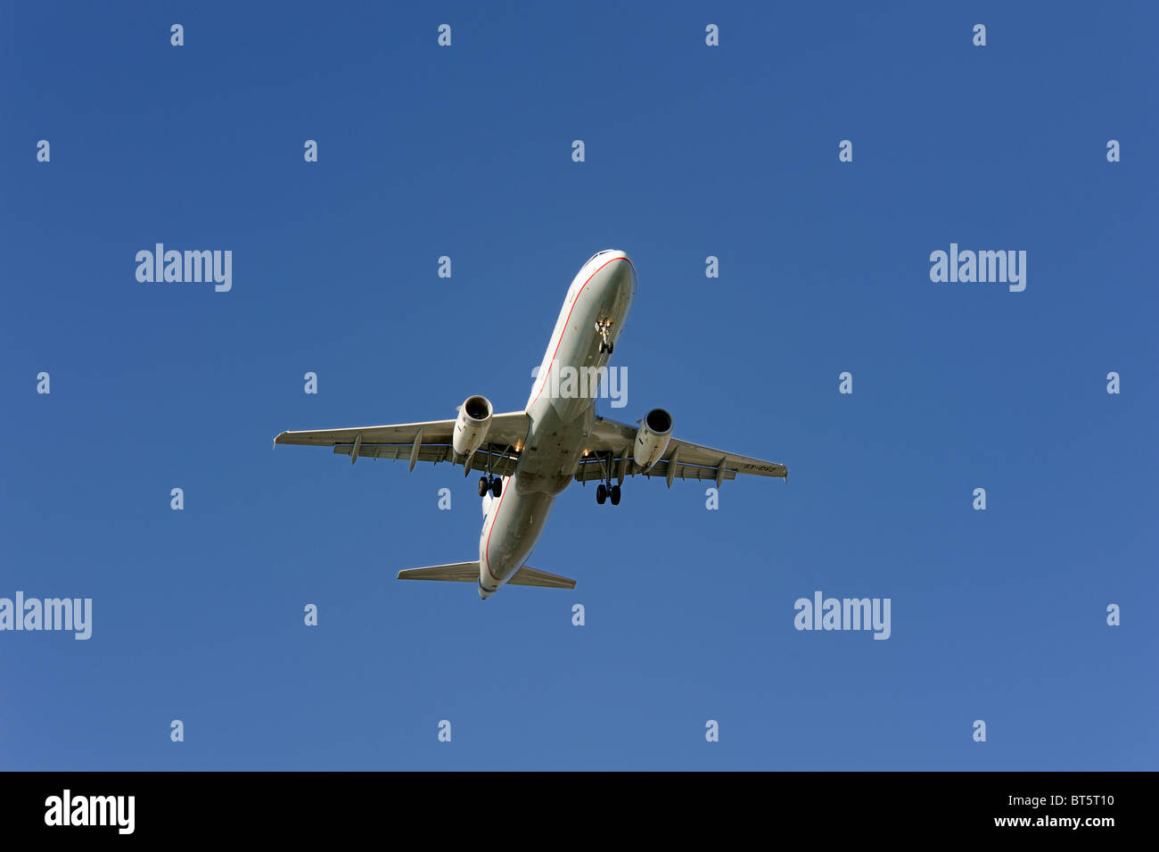 Getto di passeggeri provenienti in terra Foto Stock